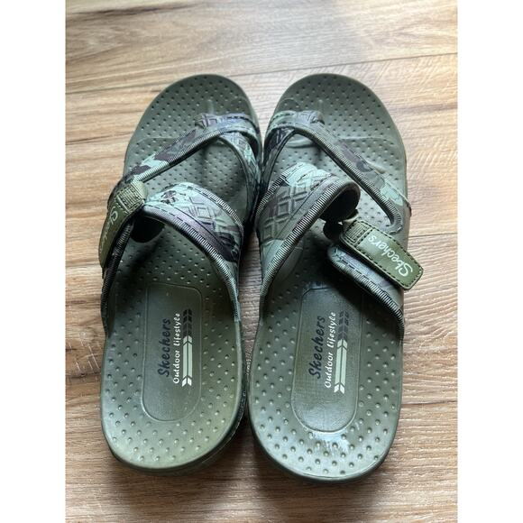 Sketchers Womens 10 Camo Strappy Sandals Water Resistant Foamies - Picture 4 of 7